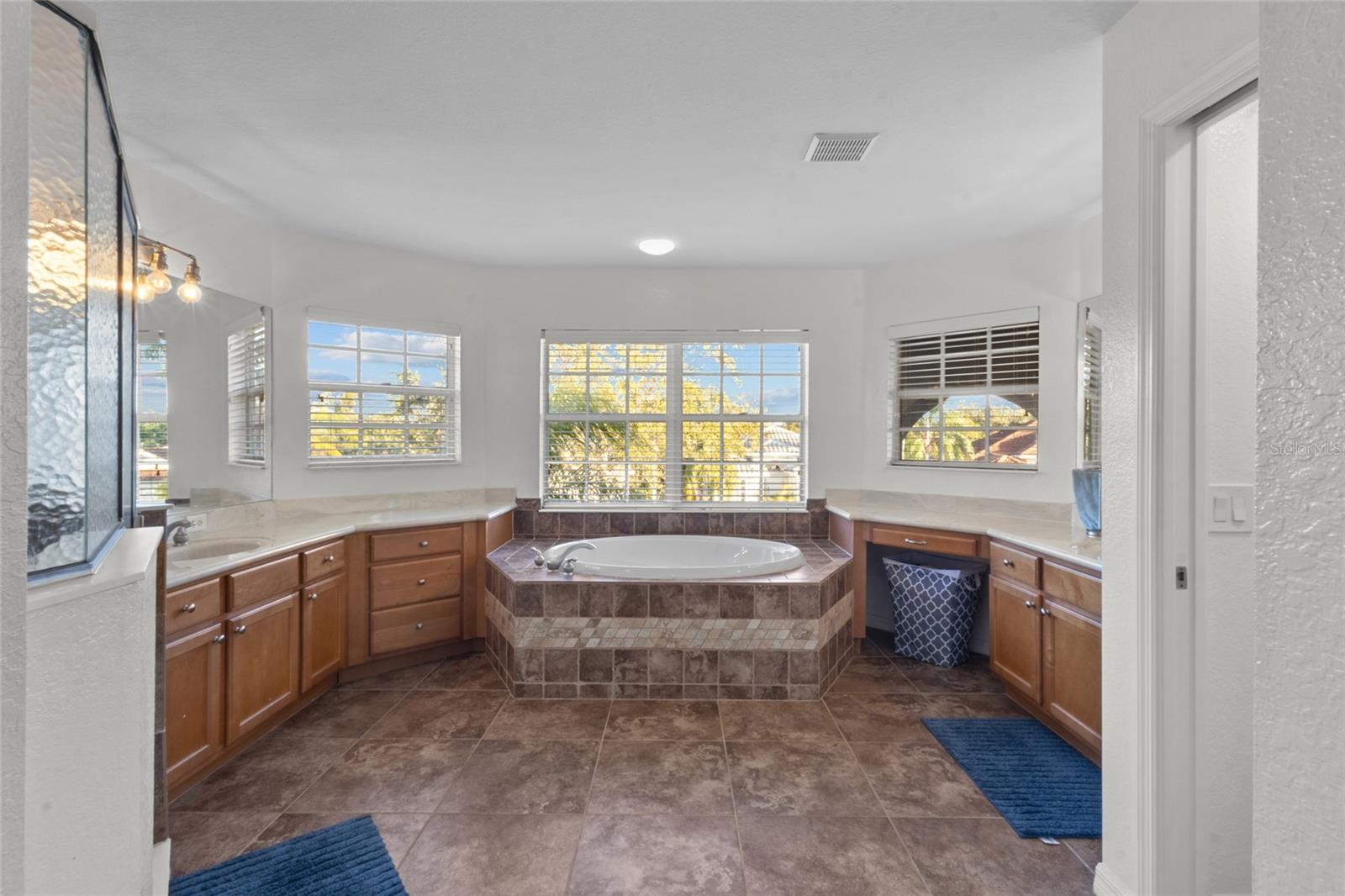 STONEYBROOK AT HERITAGE HARBOUR - Residential