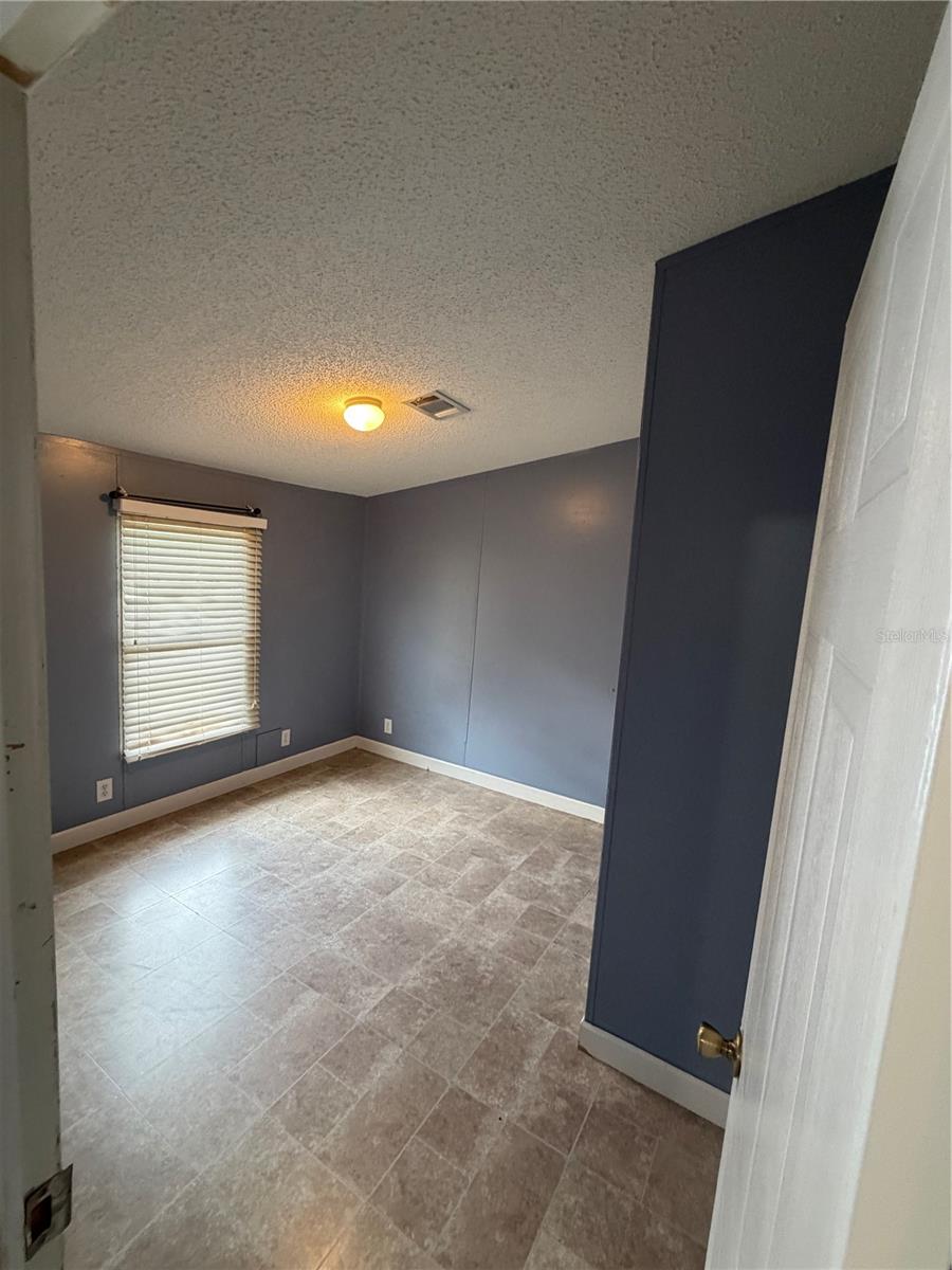 SILVER SPGS ACRES - Residential