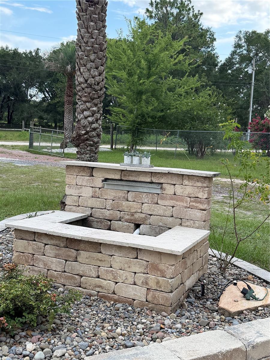 SILVER SPGS ACRES - Residential