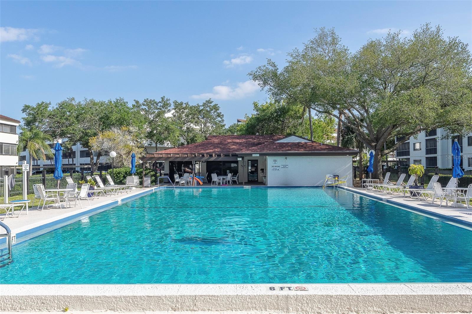 INVERNESS CONDO - Residential