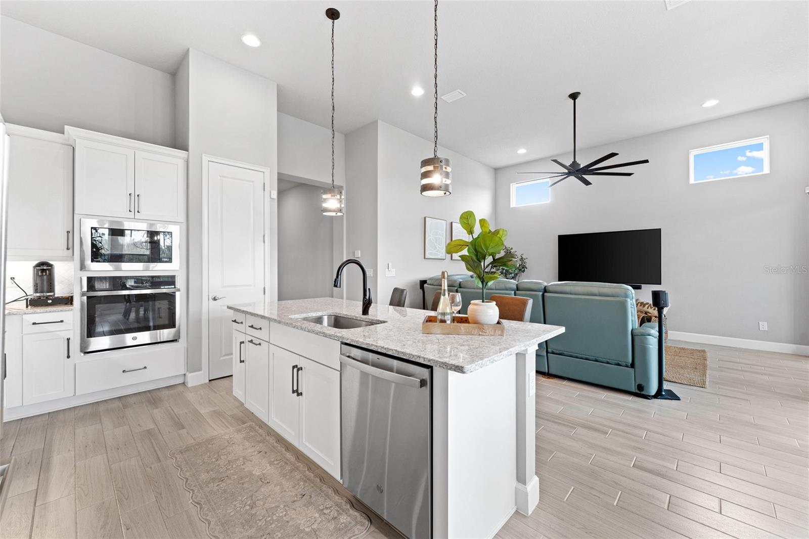 MOSAIC PH 2 - Residential