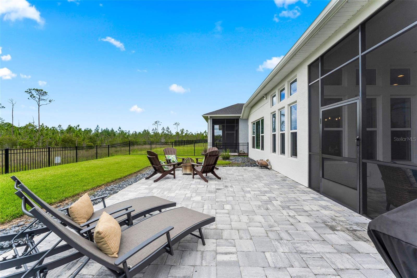 MOSAIC PH 2 - Residential