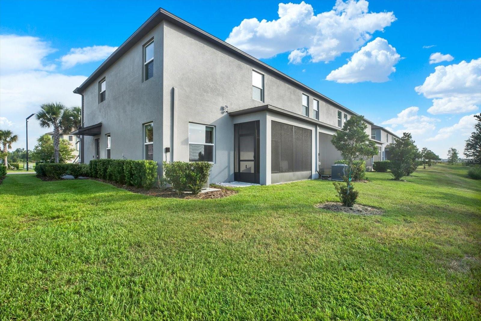 CONNERTON VILLAGE 3 TWNHMS - Residential