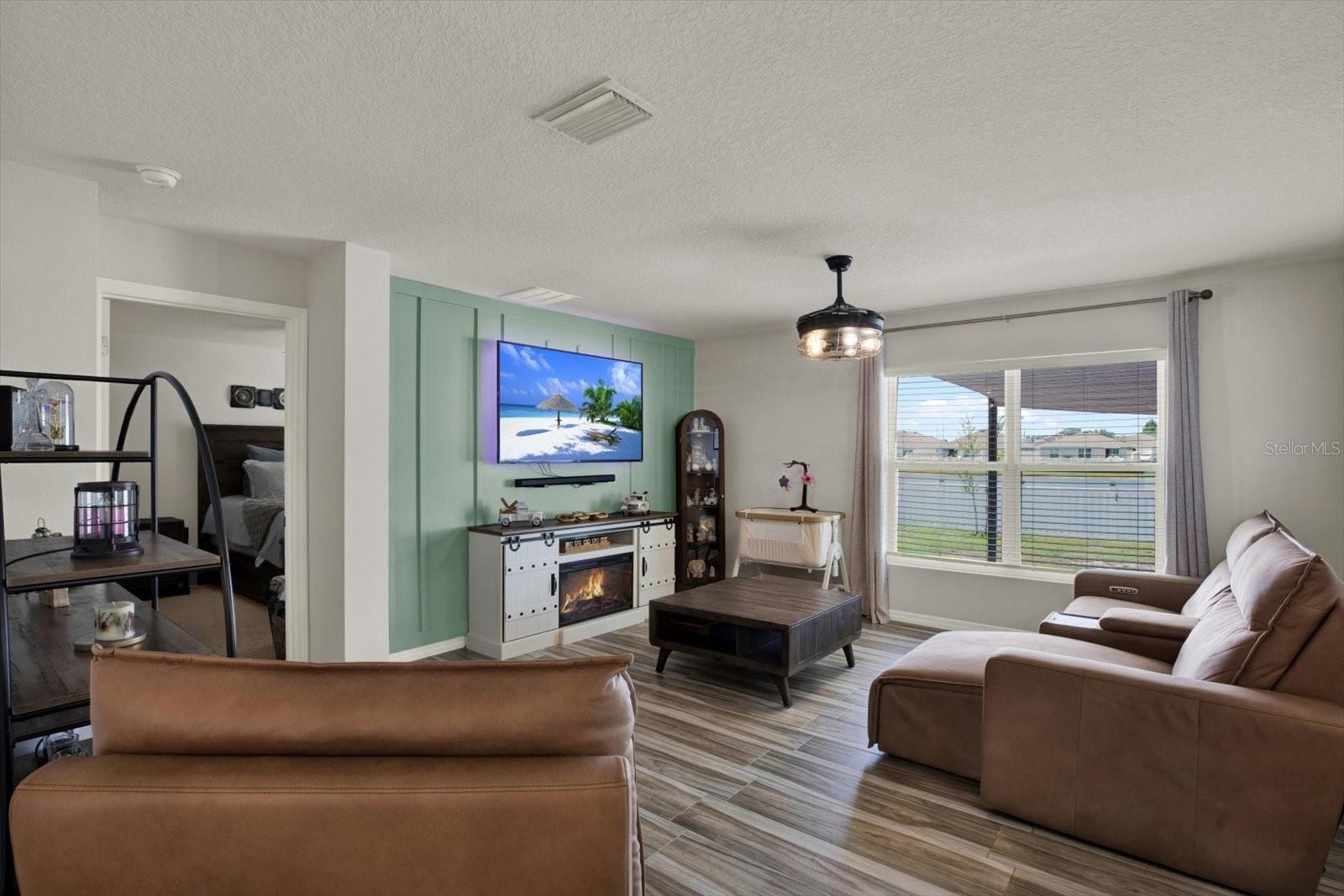 BROOKSIDE - Residential
