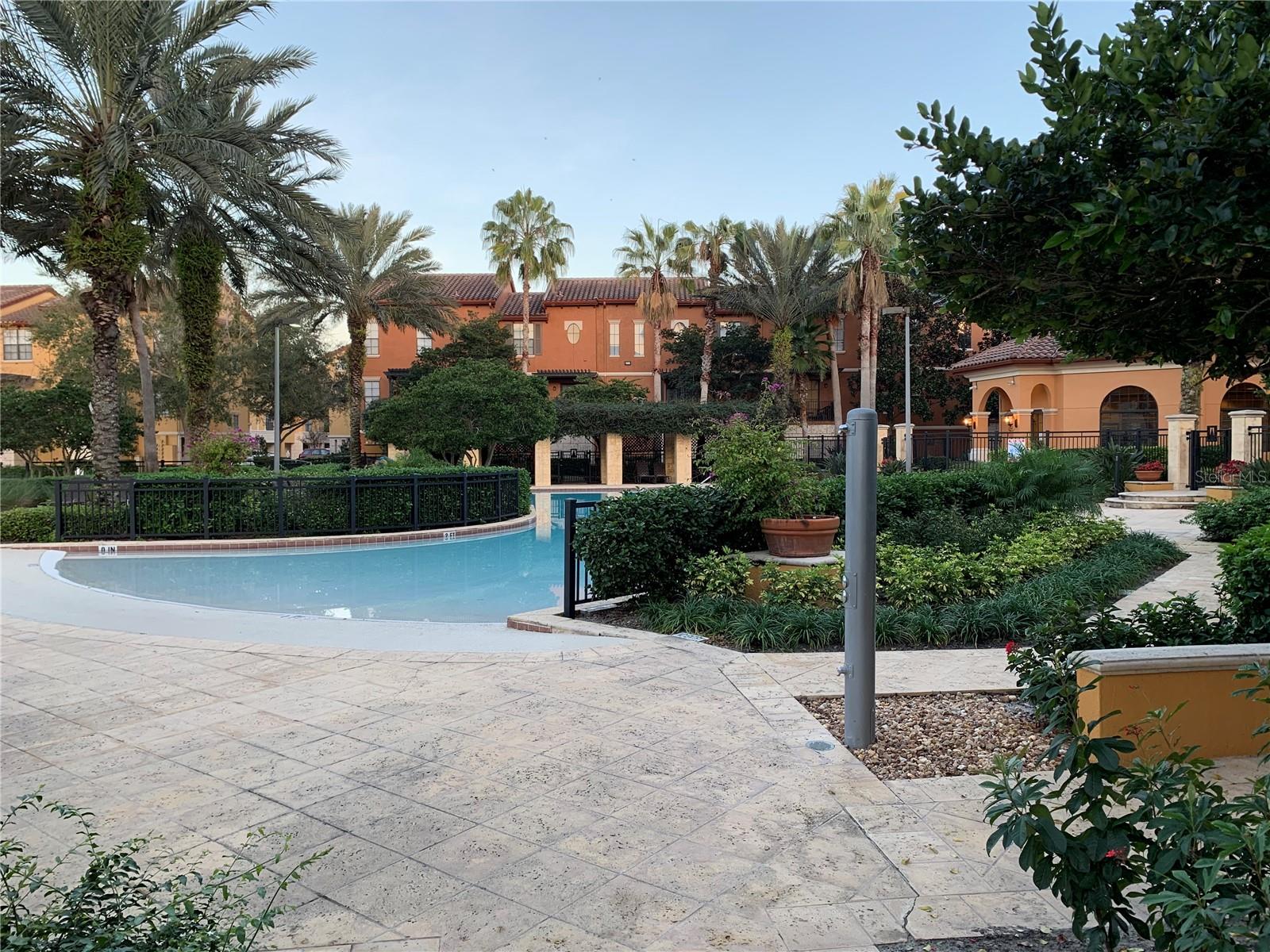 PALMS CLUB CONDO - Residential Lease