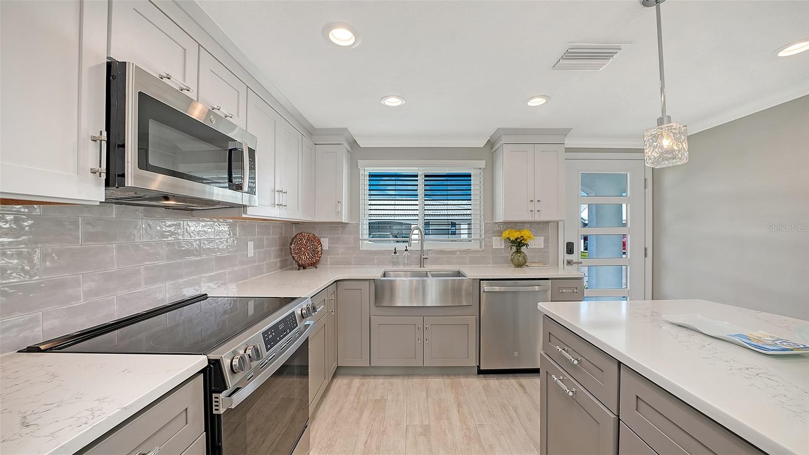 SPANISH MAIN YACHT CLUB CONDO - Residential