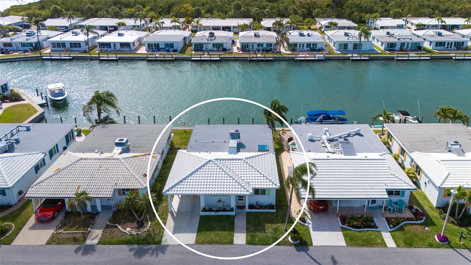 SPANISH MAIN YACHT CLUB CONDO - Residential