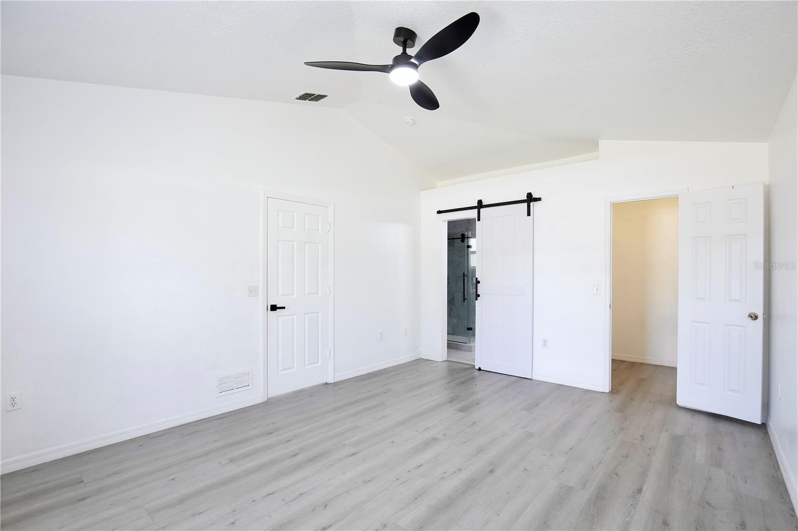 DELTONA LAKES UNIT 43 - Residential Lease