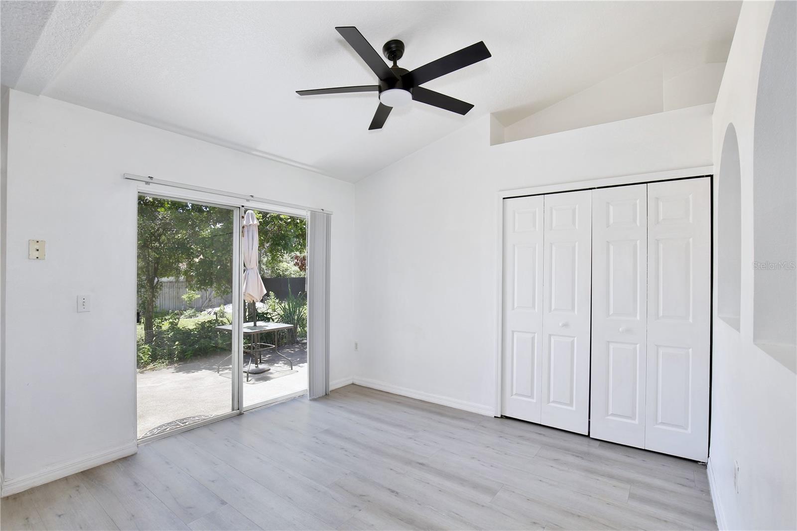 DELTONA LAKES UNIT 43 - Residential Lease