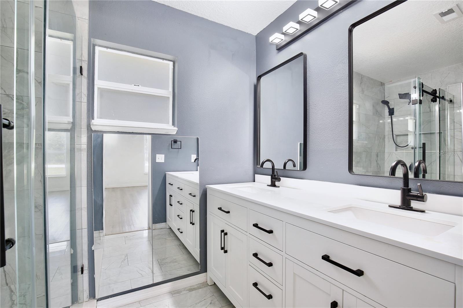DELTONA LAKES UNIT 43 - Residential Lease