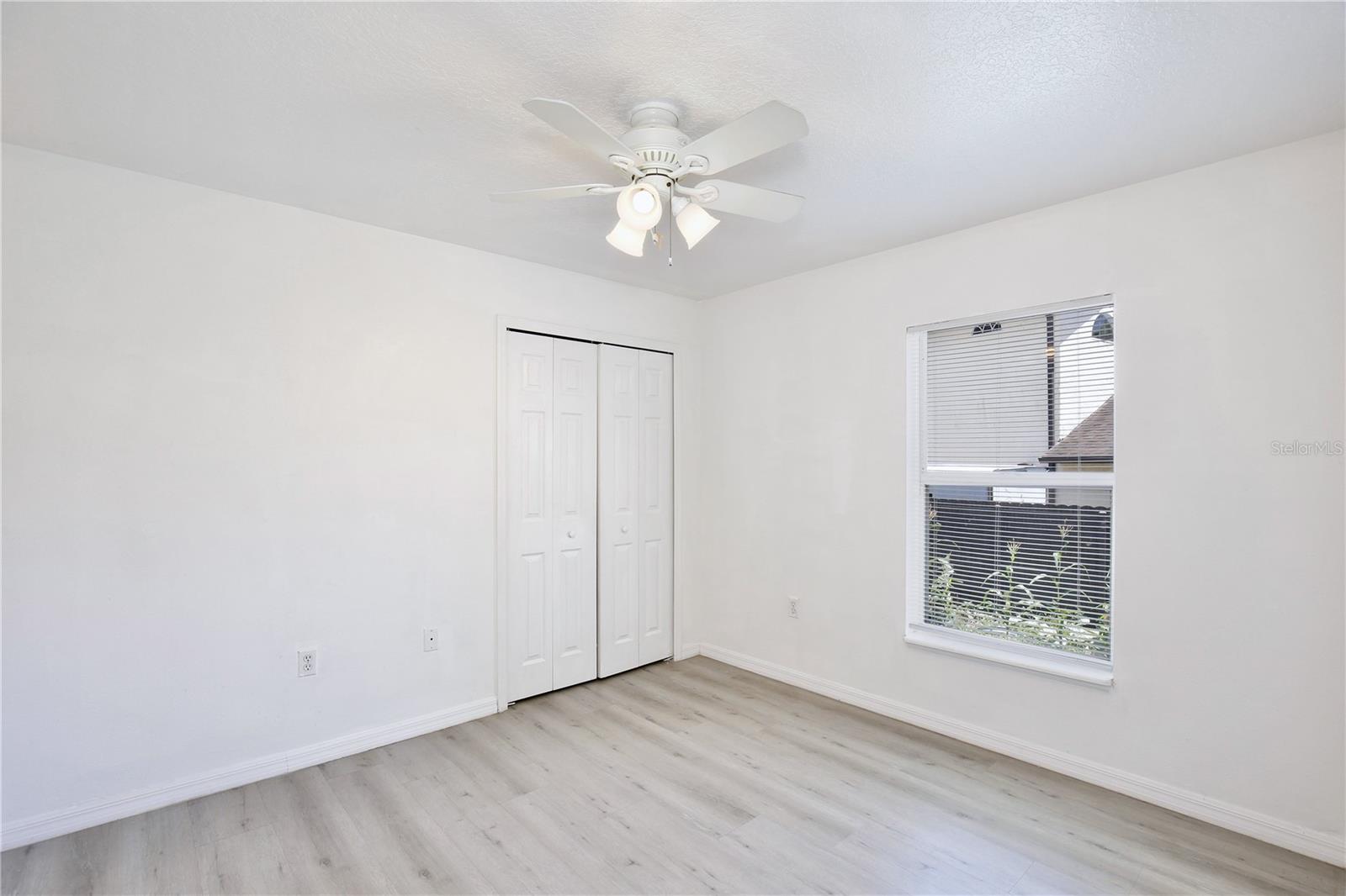 DELTONA LAKES UNIT 43 - Residential Lease