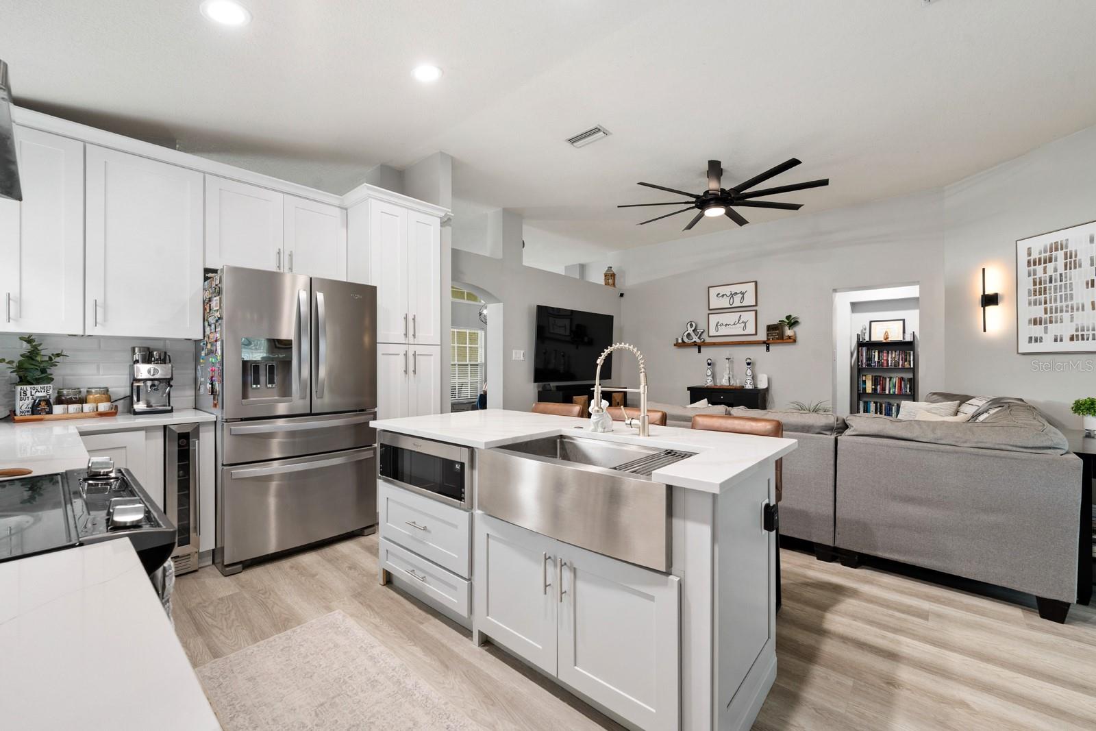PROVIDENCE LAKES UNIT 111 PHAS - Residential