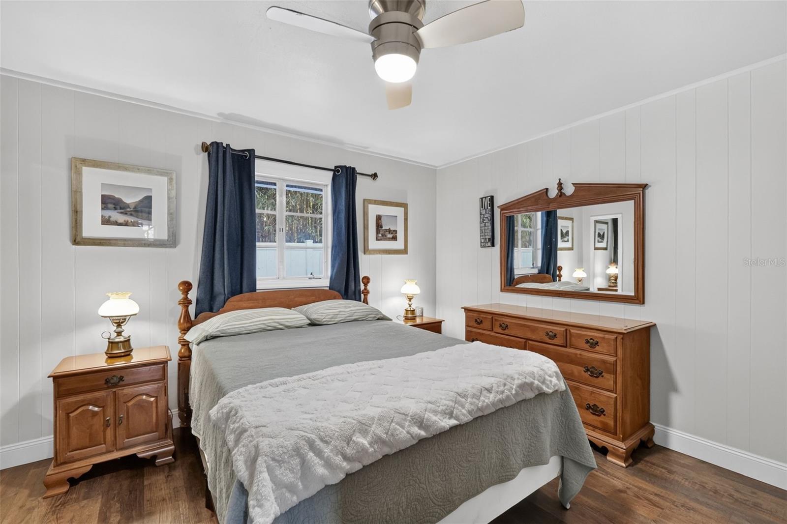 W E HUDSONS SUB - Residential