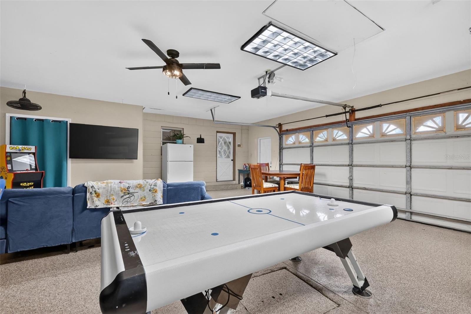 W E HUDSONS SUB - Residential