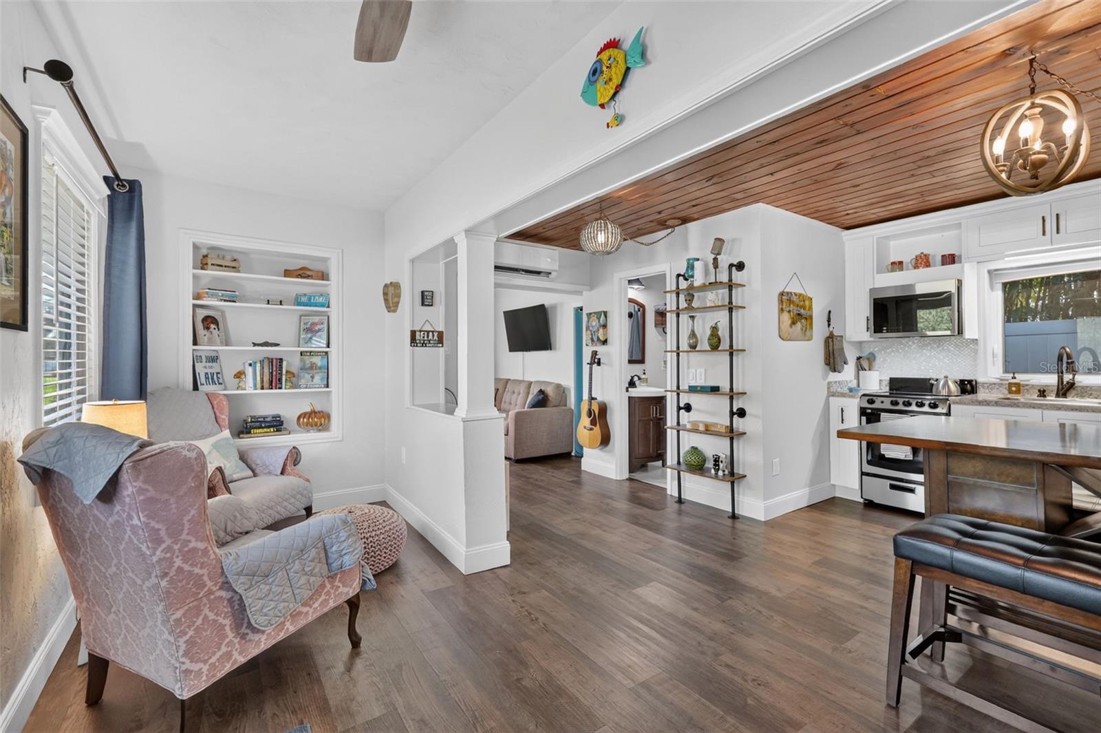 W E HUDSONS SUB - Residential