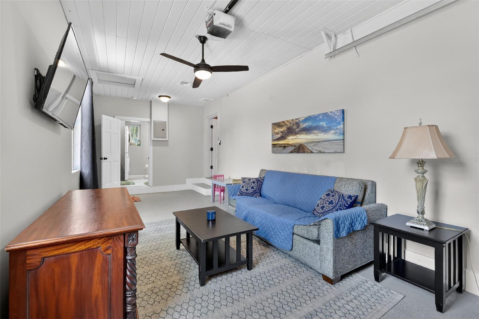 W E HUDSONS SUB - Residential