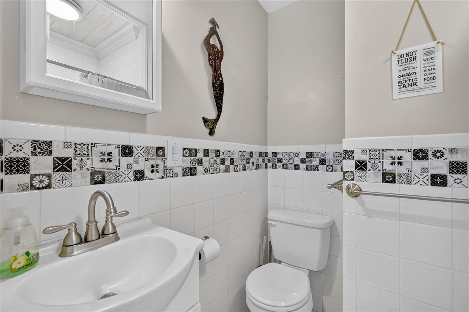W E HUDSONS SUB - Residential