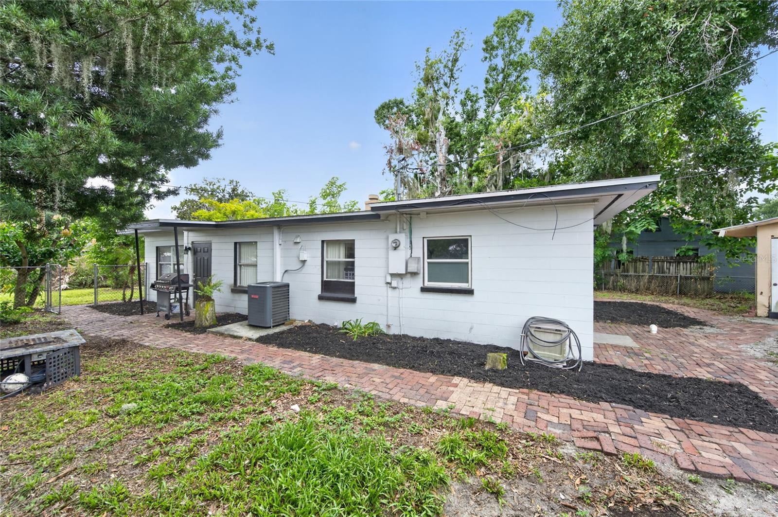LEROY PARK - Residential