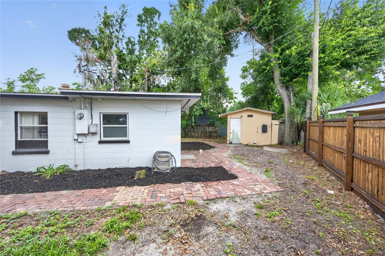LEROY PARK - Residential