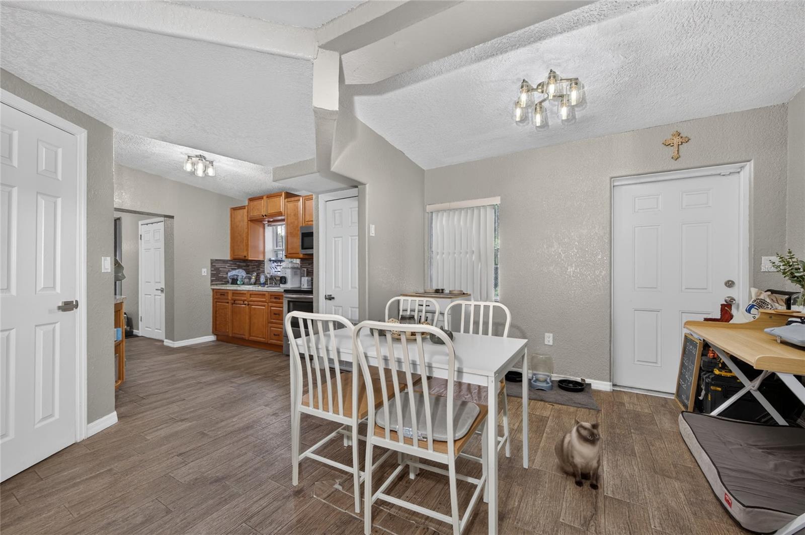 LEROY PARK - Residential