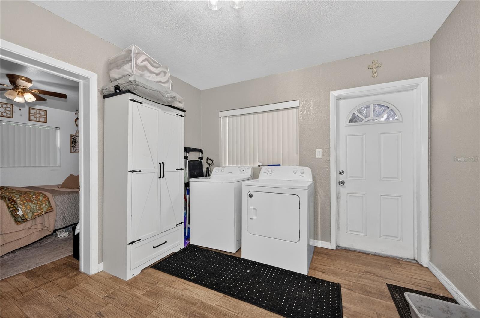 LEROY PARK - Residential