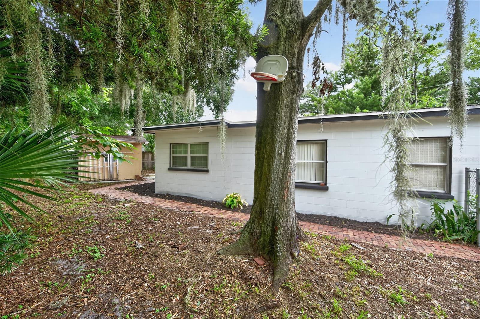 LEROY PARK - Residential