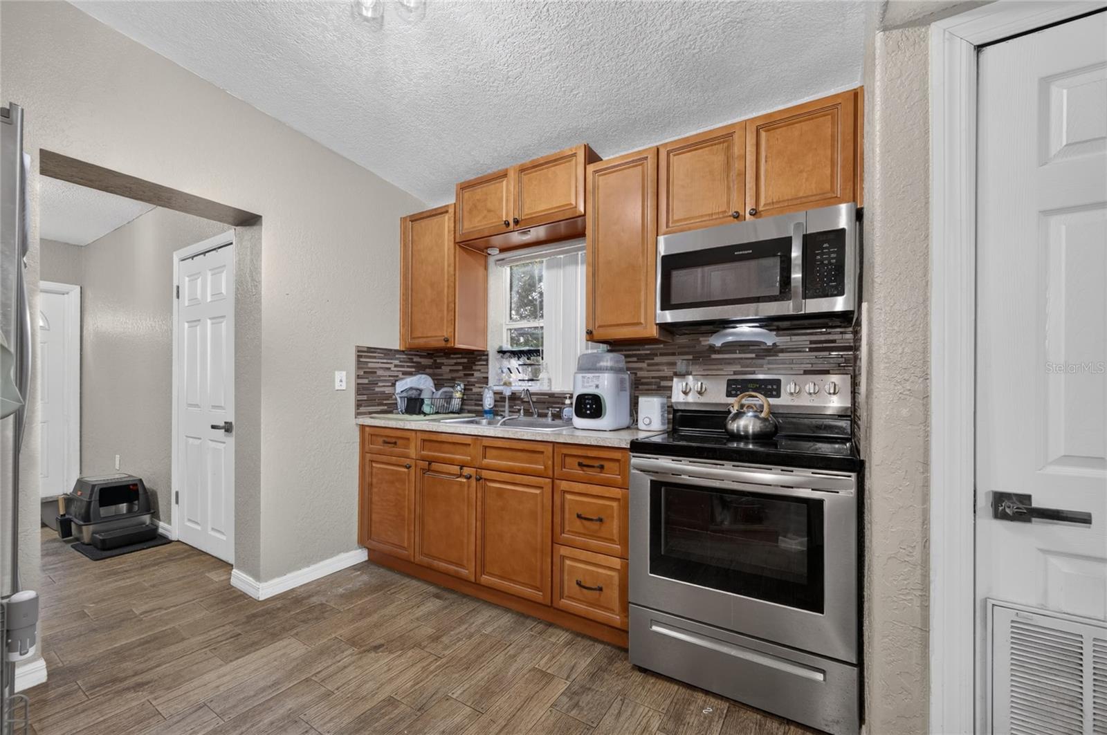 LEROY PARK - Residential
