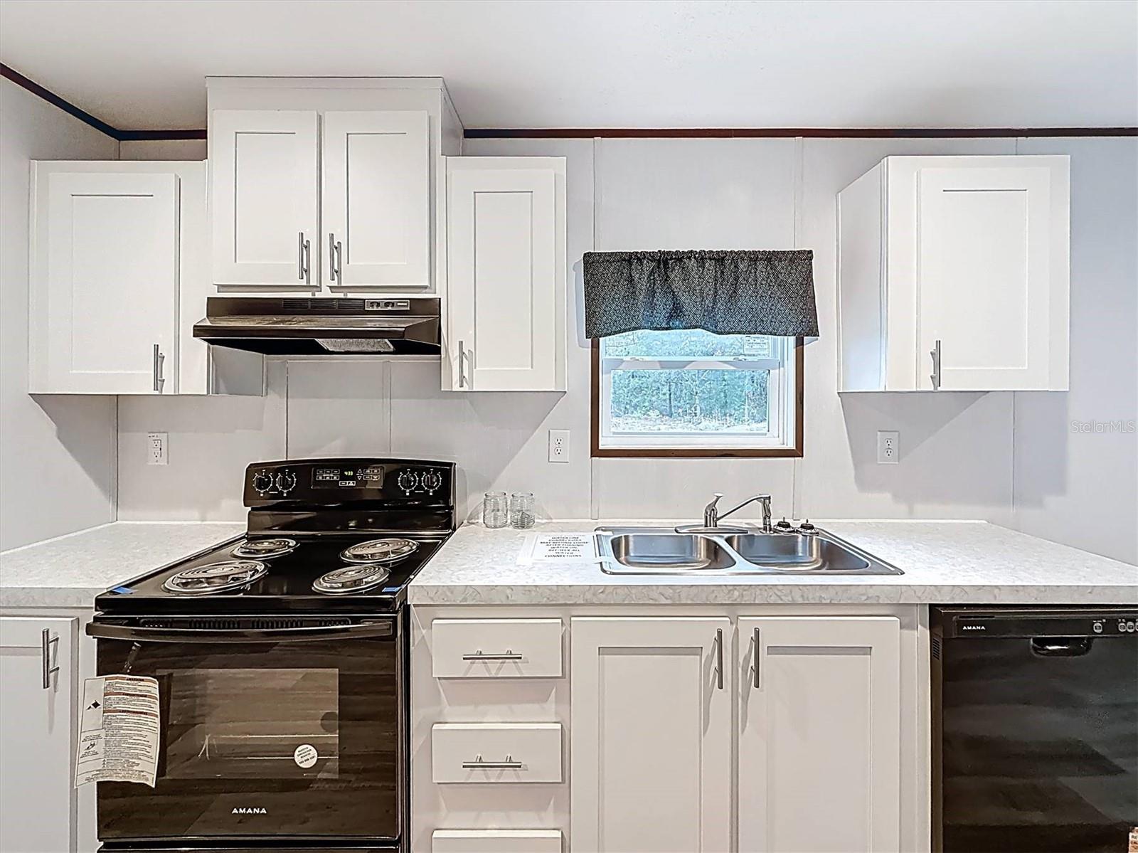 COOPER LAKE MANOR - Residential