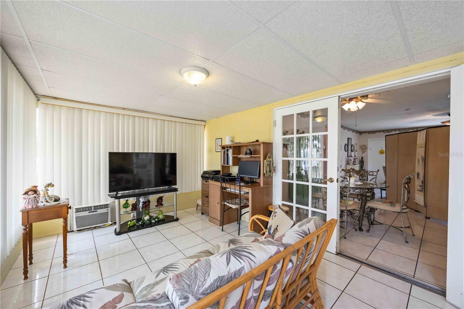 RIVER ISLES - Residential