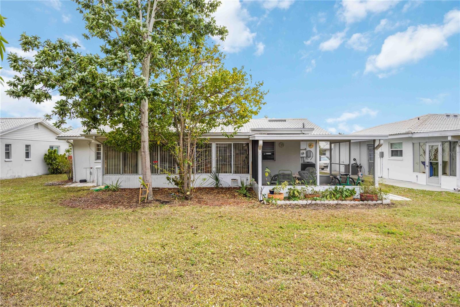 RIVER ISLES - Residential