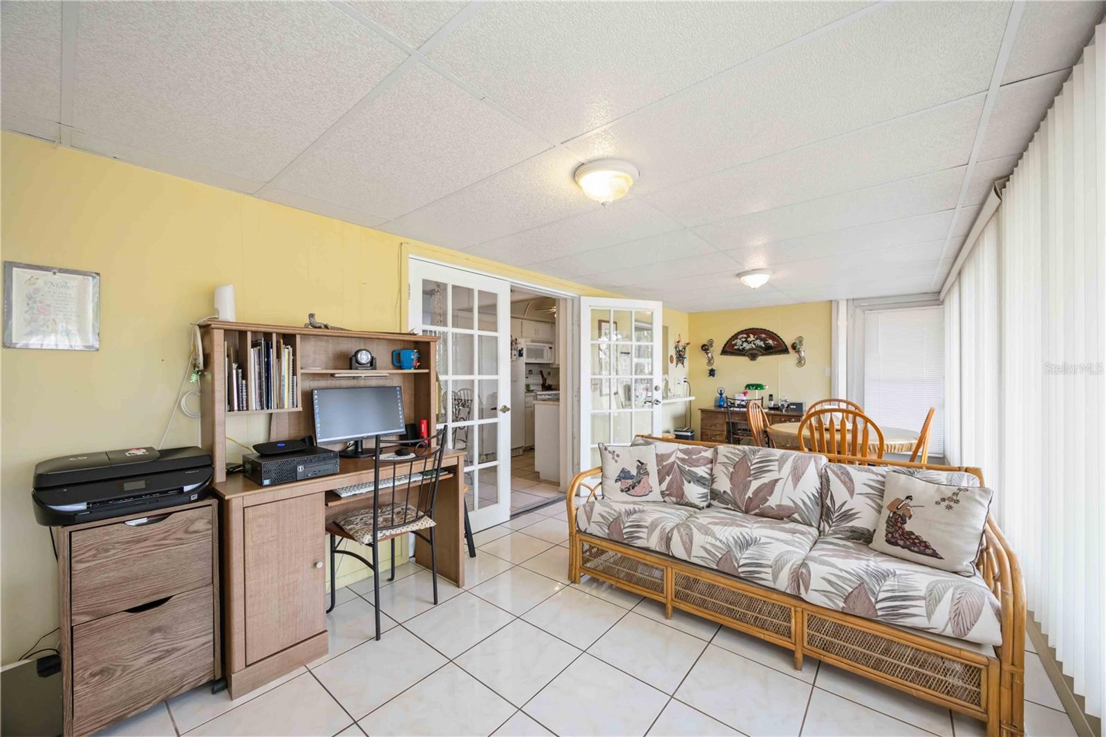RIVER ISLES - Residential