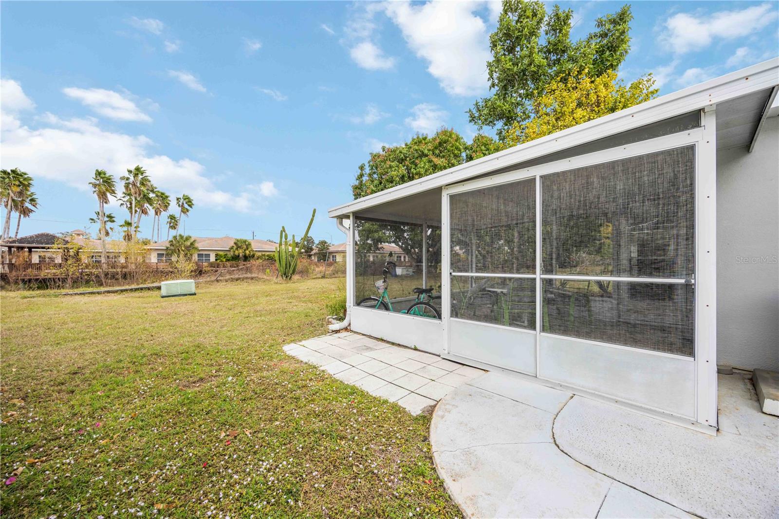 RIVER ISLES - Residential