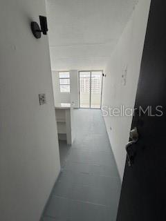 CONDOMINIUM DIPLOMAT - Residential