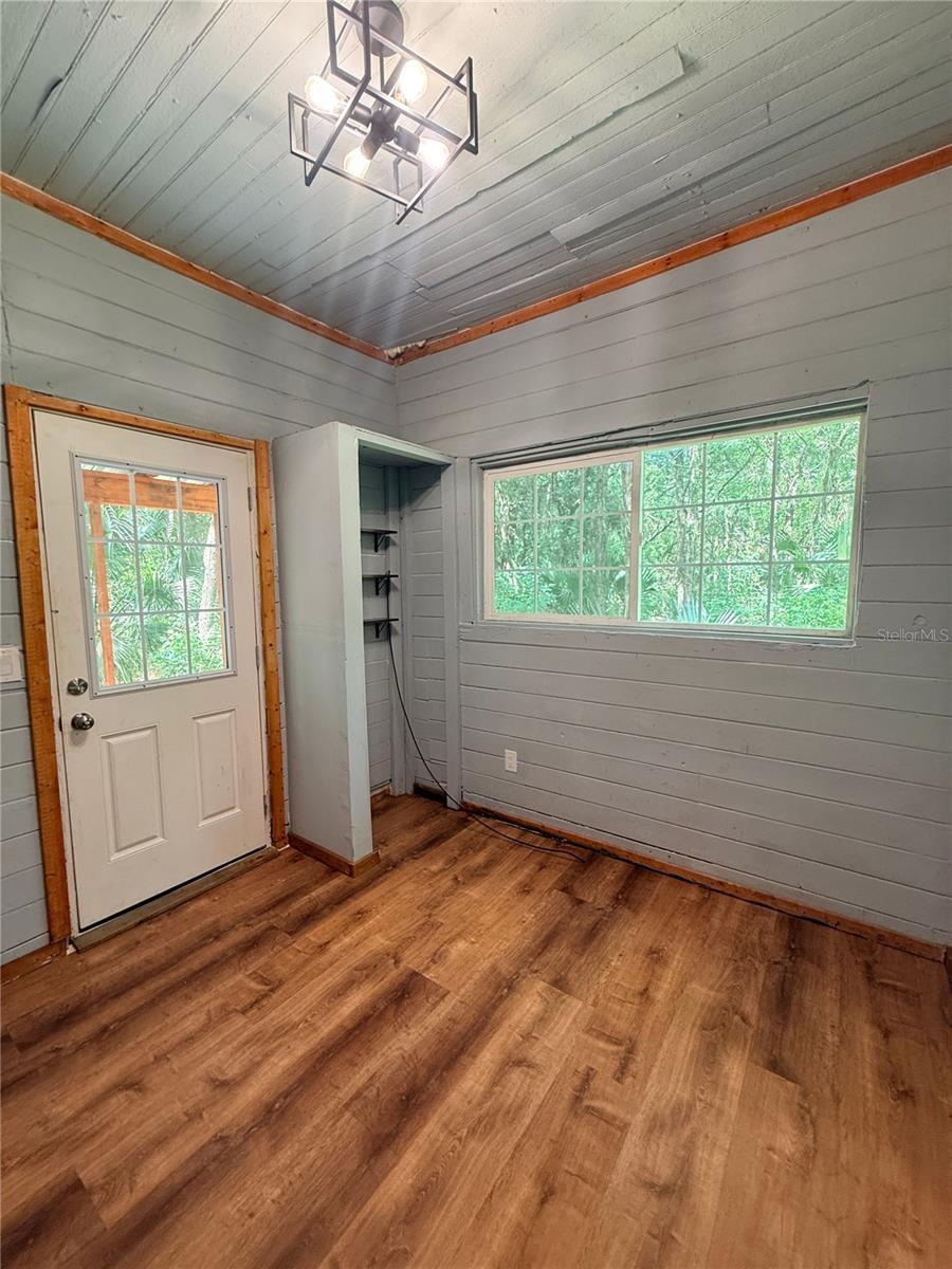 ROSEWOOD - Residential Lease