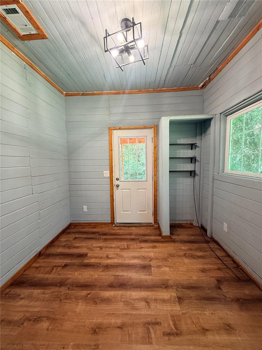 ROSEWOOD - Residential Lease
