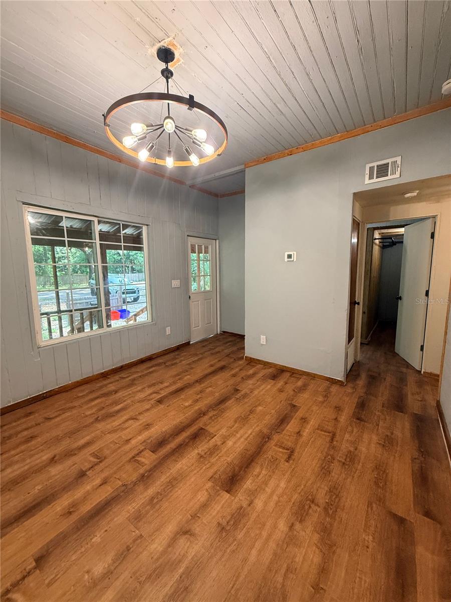 ROSEWOOD - Residential Lease