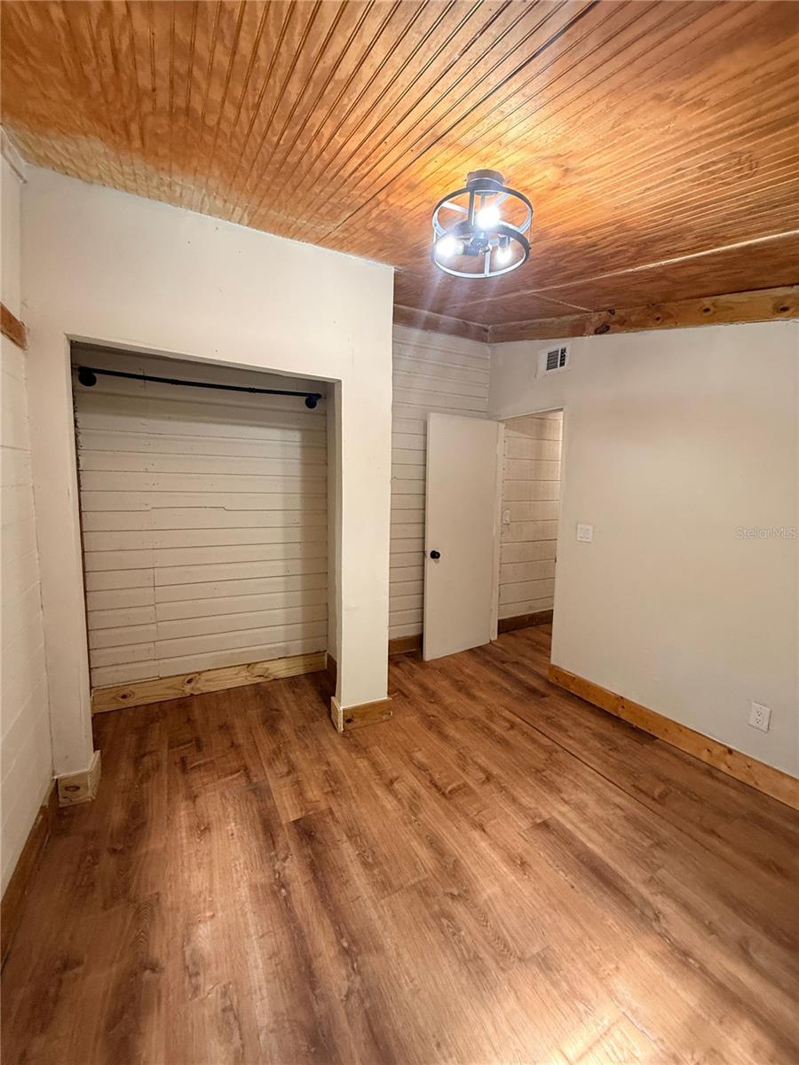ROSEWOOD - Residential Lease