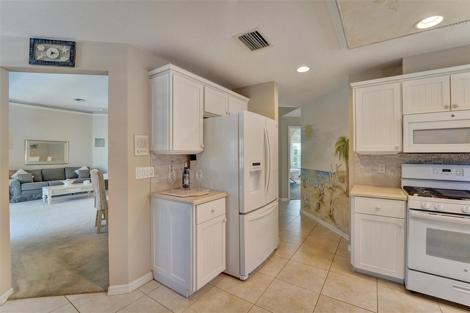 NORTH LAKE OF TARPON SPGS - PH 1 - Residential