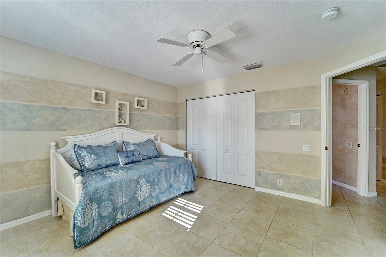 NORTH LAKE OF TARPON SPGS - PH 1 - Residential