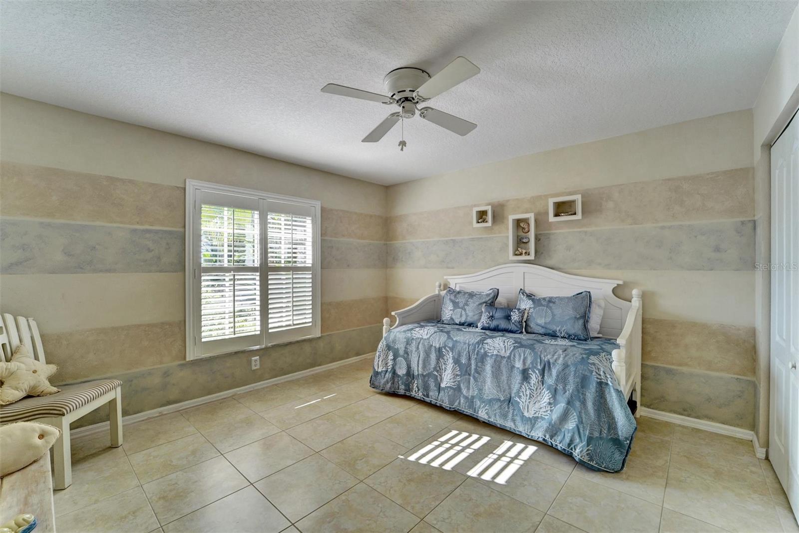 NORTH LAKE OF TARPON SPGS - PH 1 - Residential