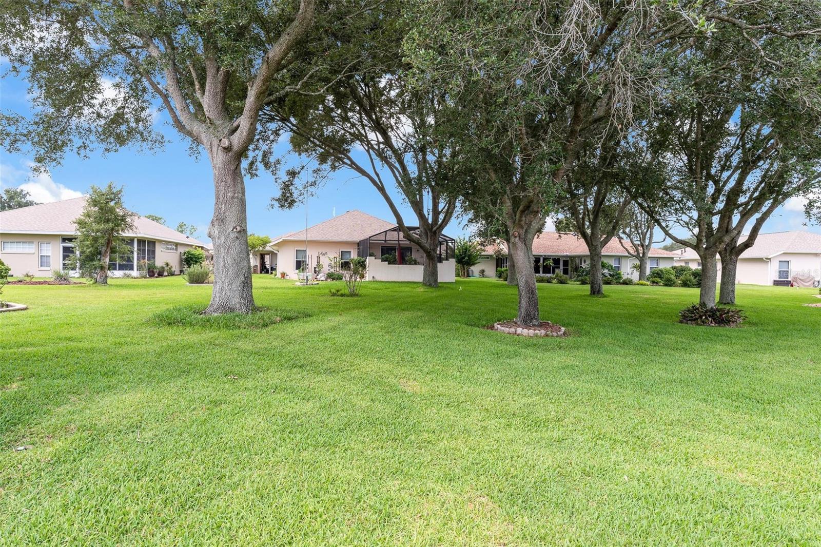 ROYAL HIGHLANDS PH 02 LT 992 ORB 1976 PG 173 - Residential