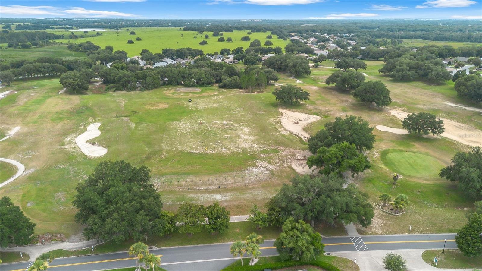 ROYAL HIGHLANDS PH 02 LT 992 ORB 1976 PG 173 - Residential