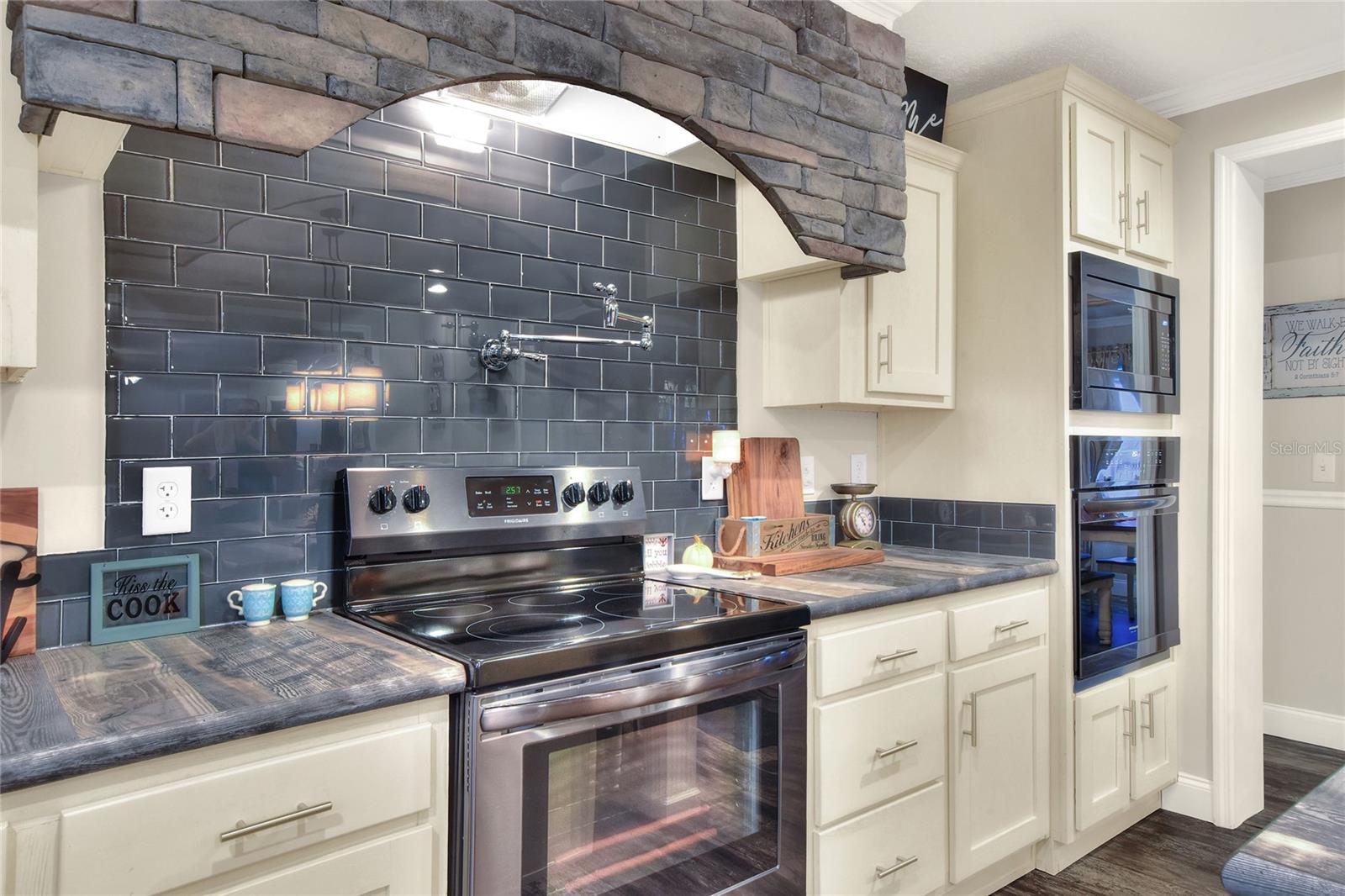 GIBSON OAKS SUB - Residential