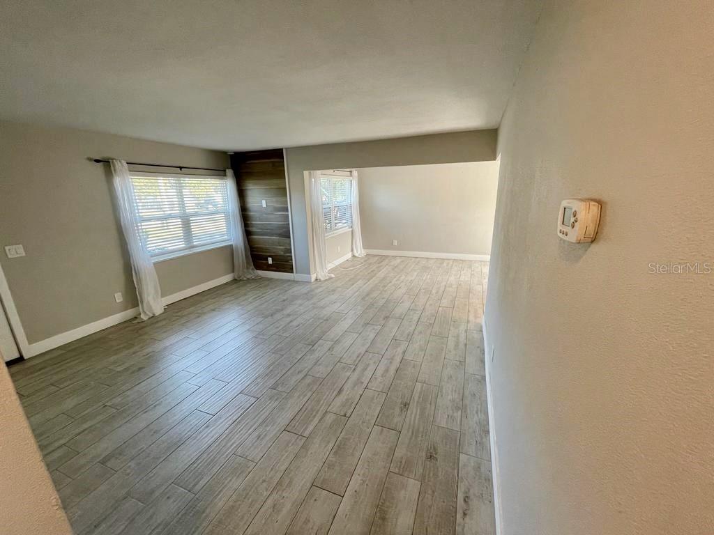 COUNTRY CLUB ESTATES - Residential Lease