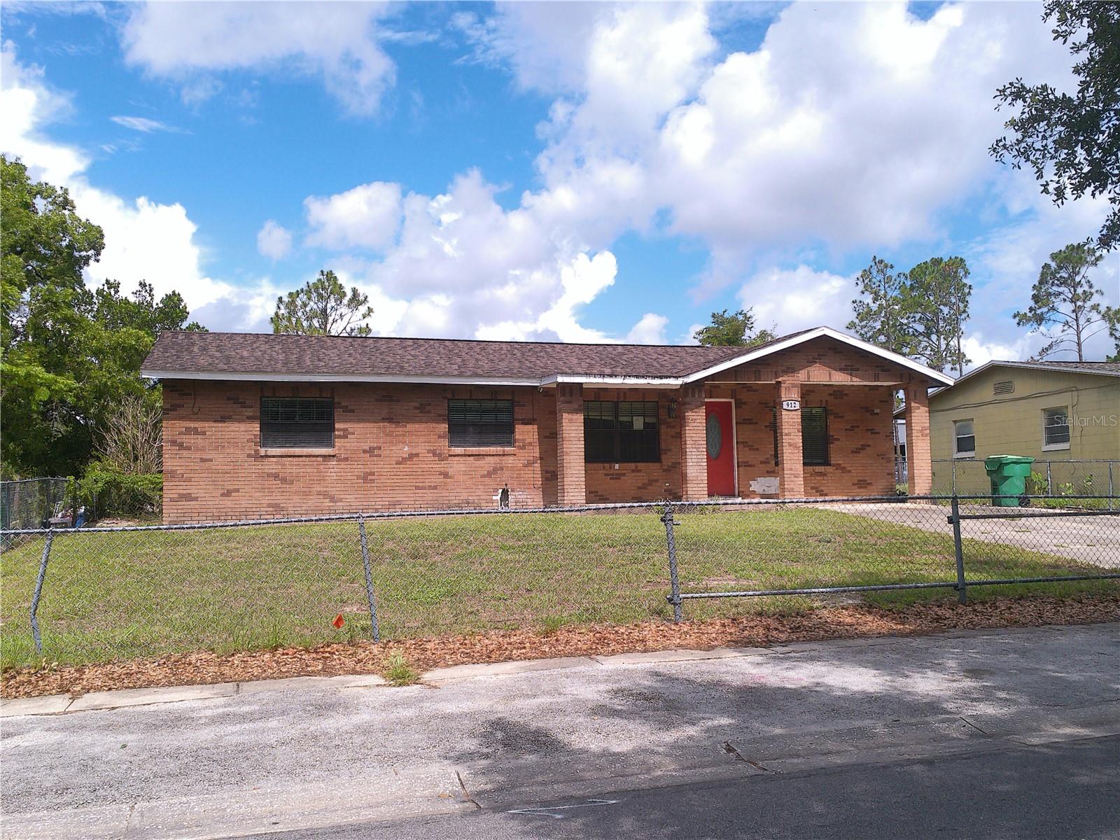 HUD PROPERTY CASE # 094-904112  (IN)  Great starter home or rental property.  3/2  Tile floors, inside laundry, some designer touches. Fenced yard. 

Contact me if you need assistance.