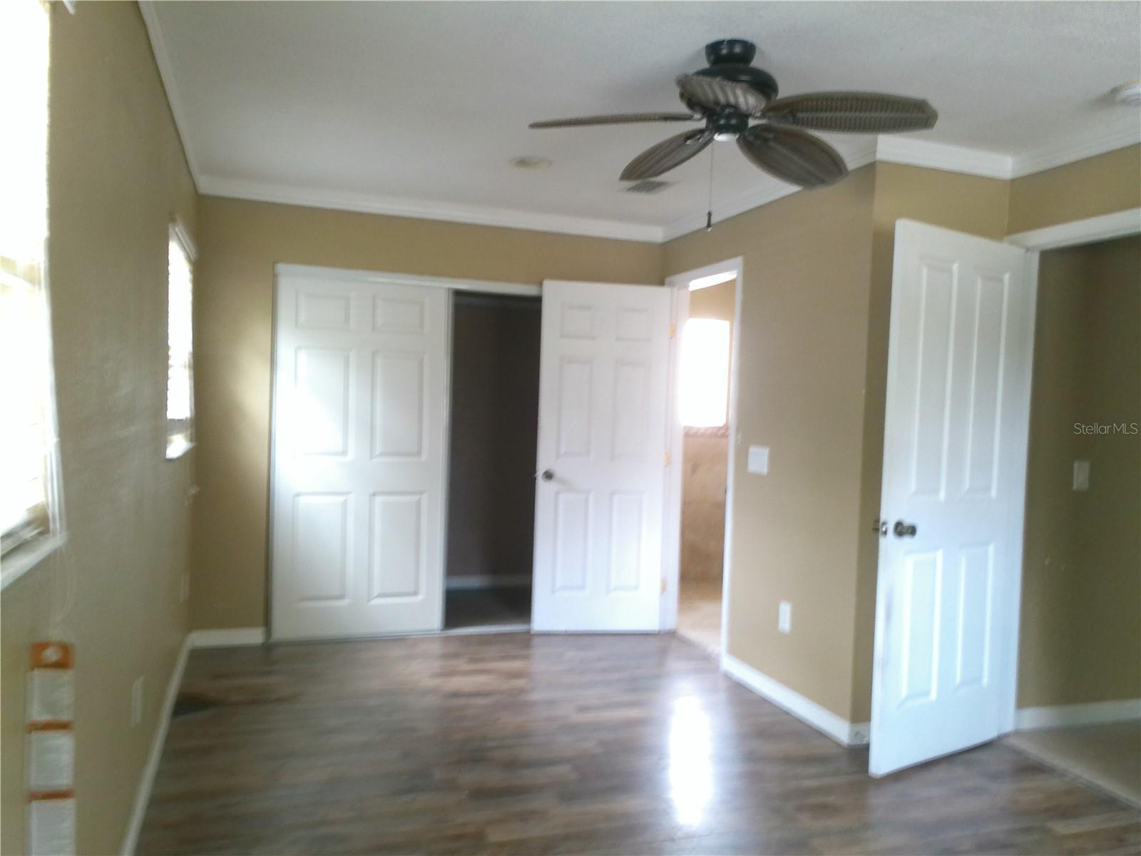 CANDLELIGHT OAKS - Residential