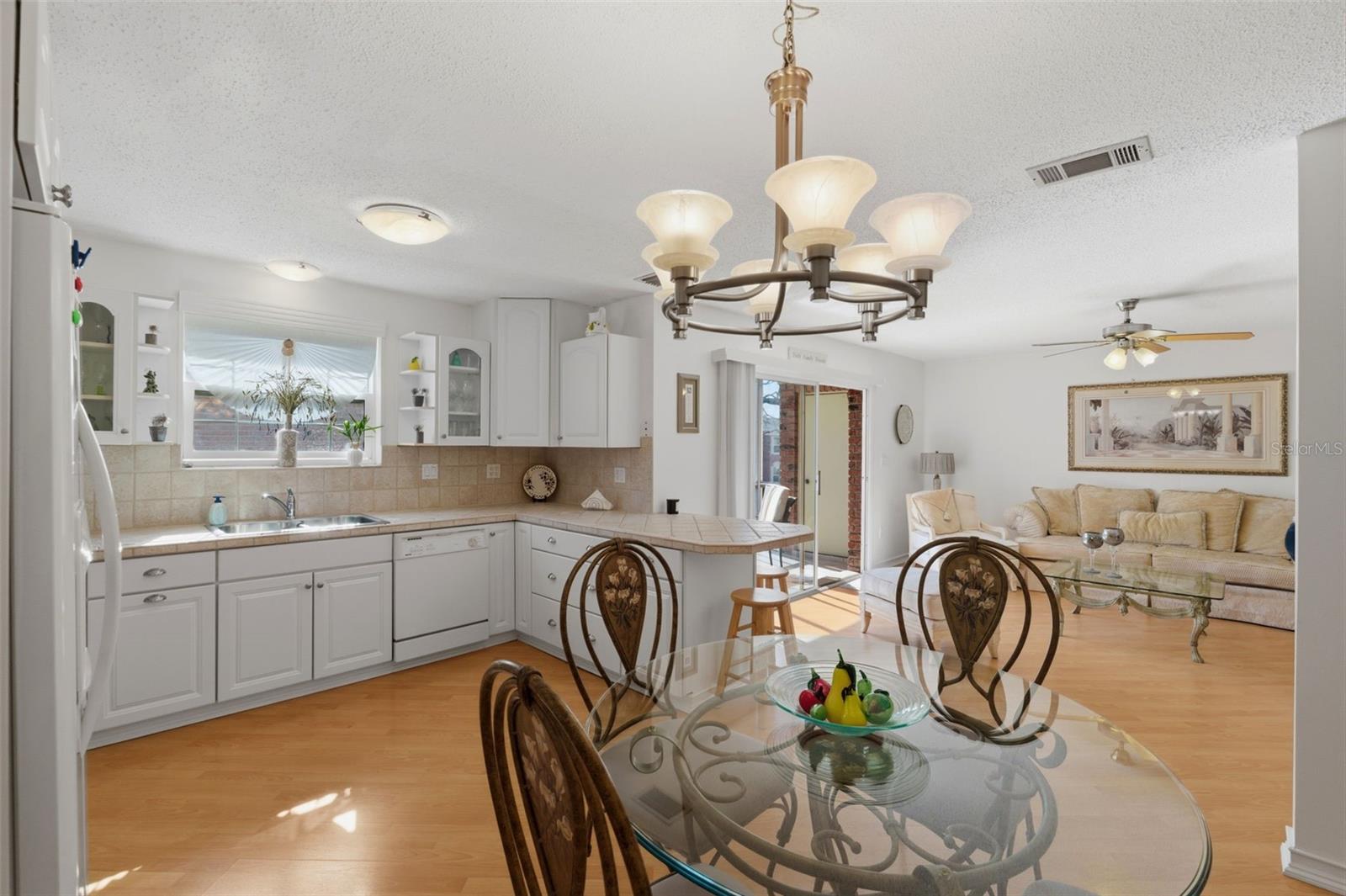 PATRIOT SQUARE APTS - Residential Lease