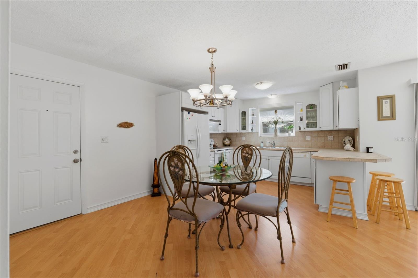 PATRIOT SQUARE APTS - Residential Lease