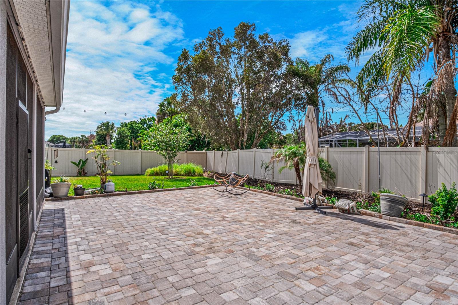 COUNTRY CLUB LAKES ESTATES - Residential