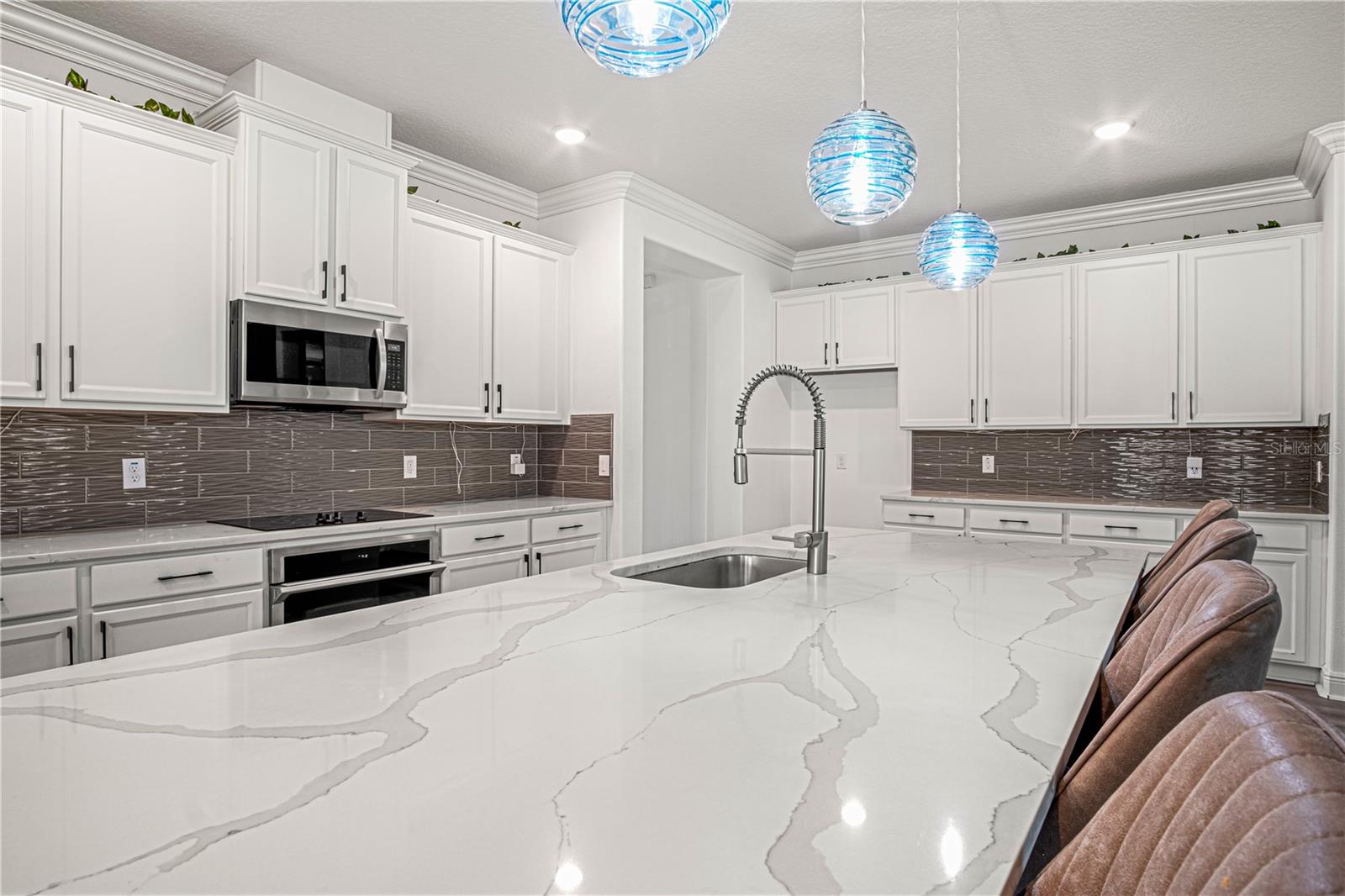 COUNTRY CLUB LAKES ESTATES - Residential
